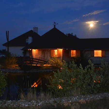 Lila Akác Vendégház Dabrony Exterior foto